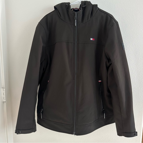 Tommy Hilfiger Men's Black Soft-Shell Hooded Performance Jacket Size: XL - Picture 3 of 16